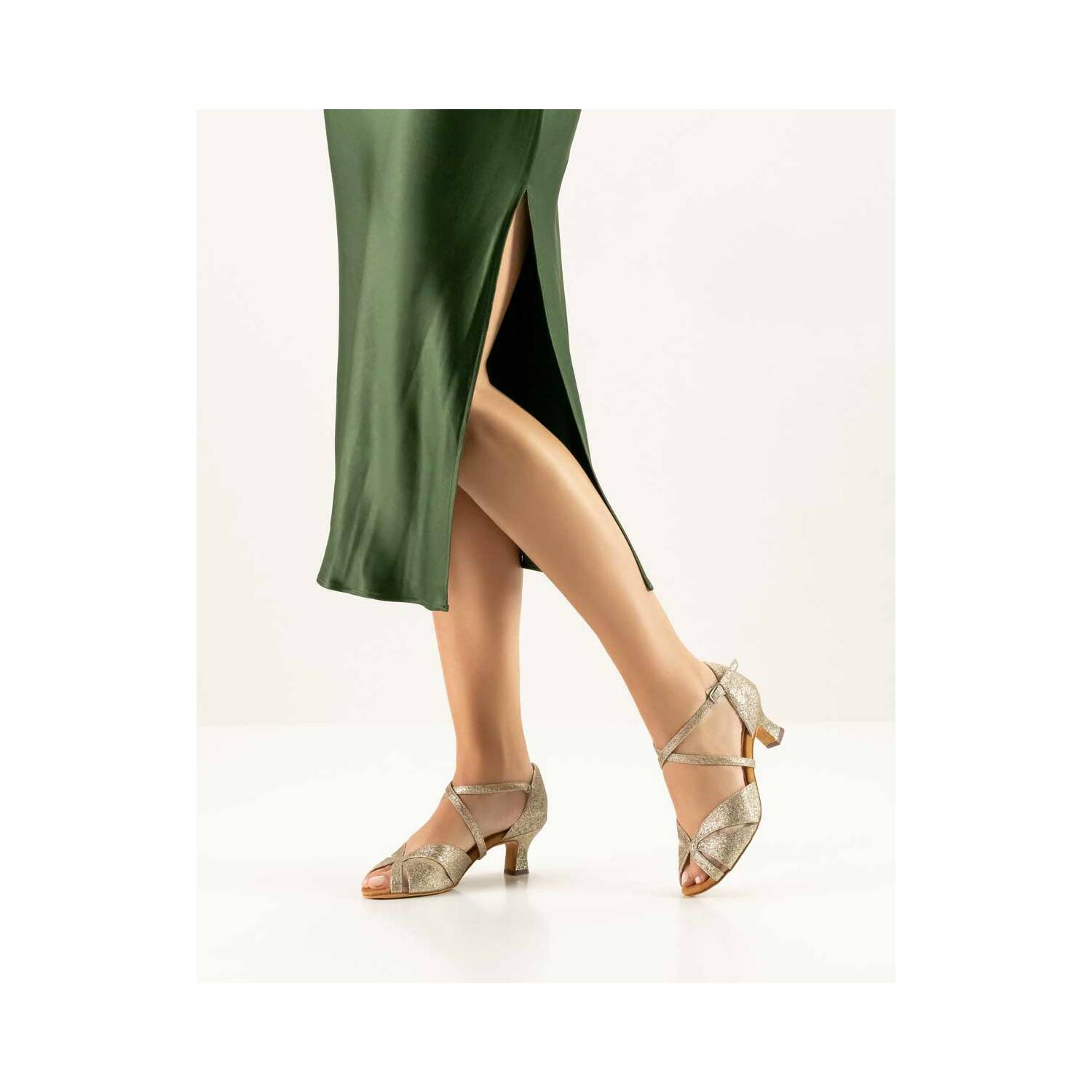 Anna Kern 620-50 Aliette Marie gold 5 cm
