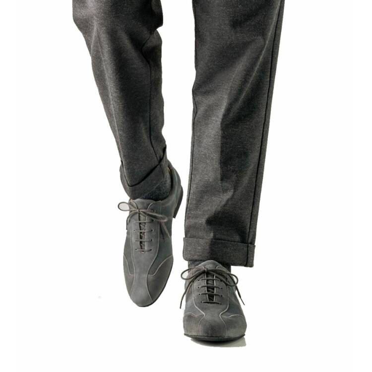 Werner Kern 28045 Cuneo grau Sport