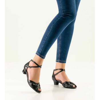 schuhe-zum-tanzen-werner-kern-vera