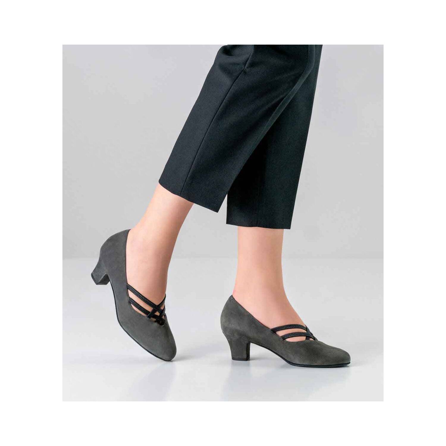 anke-von-werner-kern-tanzschuhe