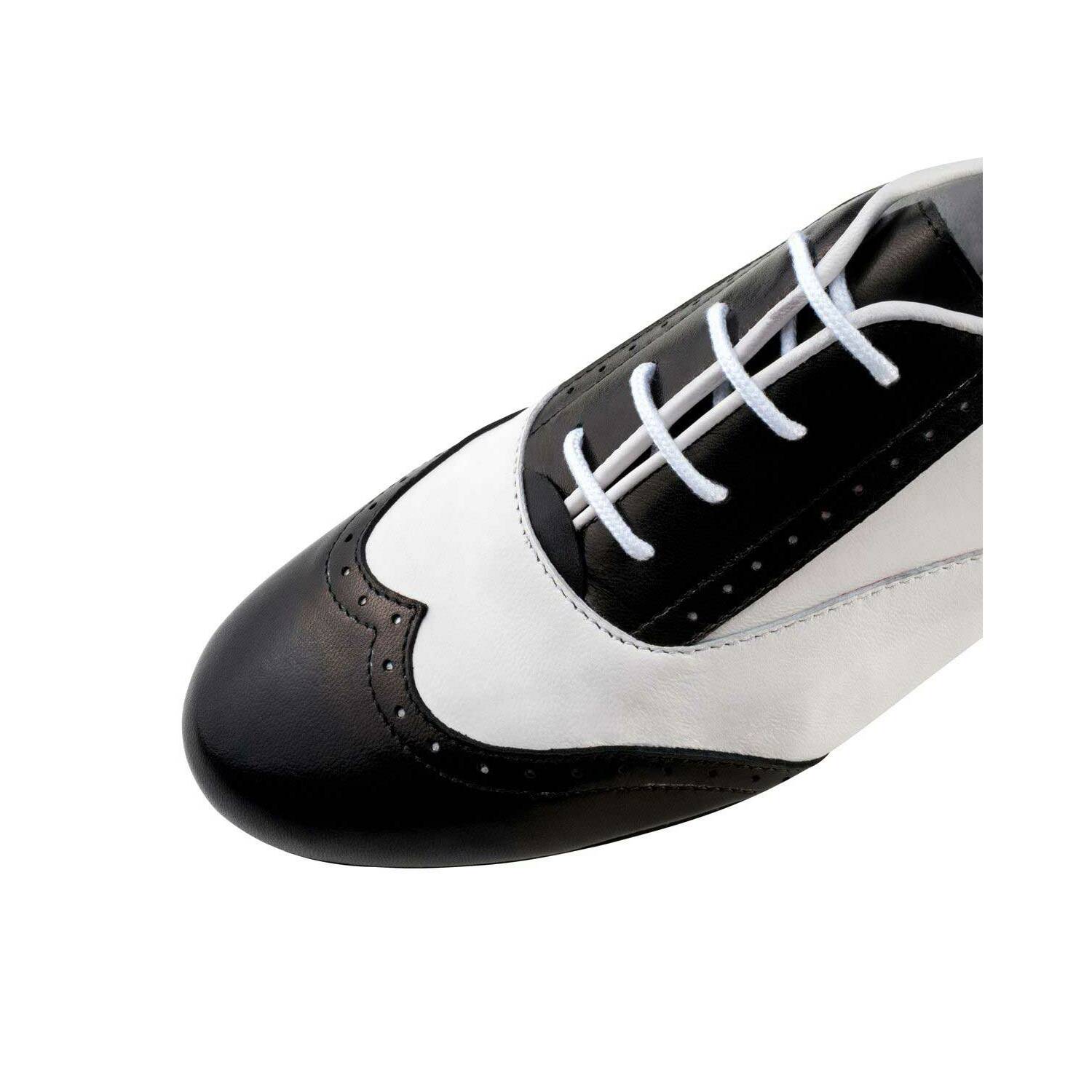 Werner Kern Taylor mit Straßensohle 5 = 38 2/3