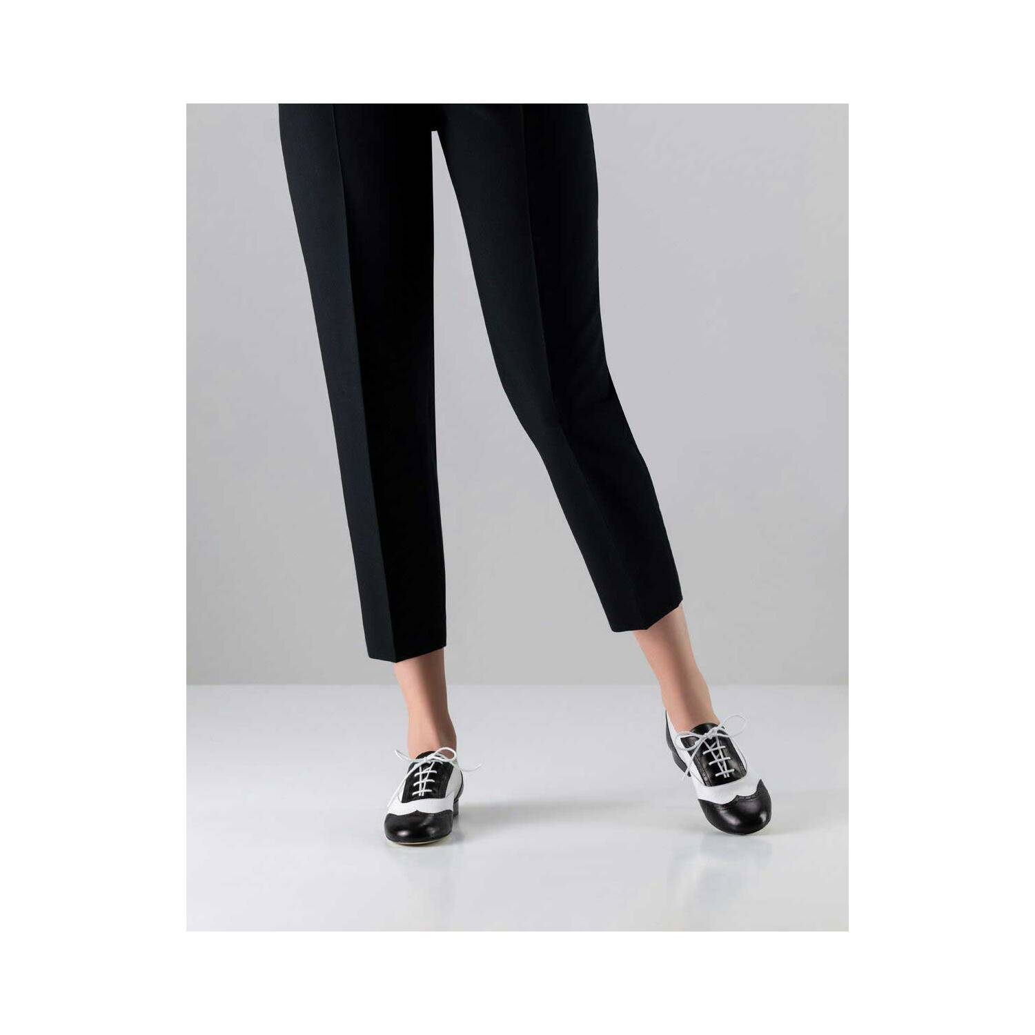 Werner Kern Taylor mit Straßensohle 5 = 38 2/3