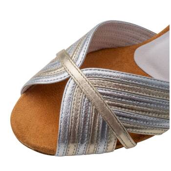 Anna Kern 874-50 Noel 3,5 = 36 2/3