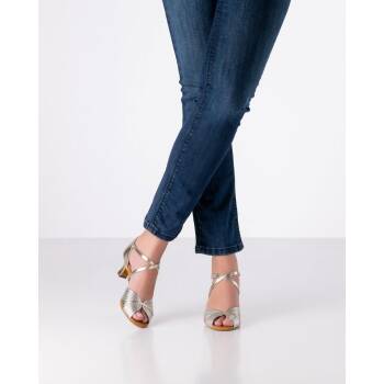 Anna Kern 874-50 Noel 3,5 = 36 2/3