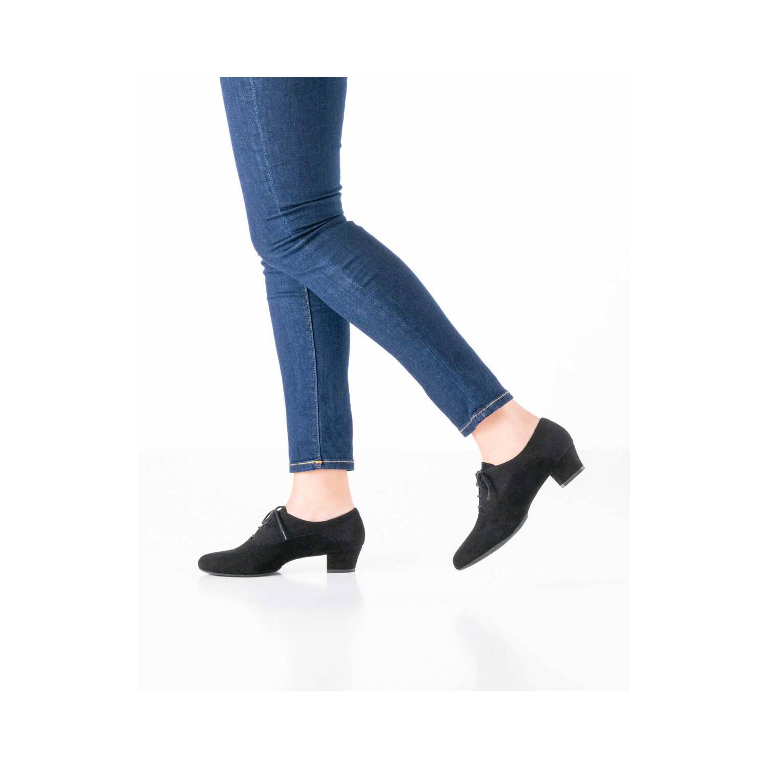 werner-kern-trainer-damen-velour-runa