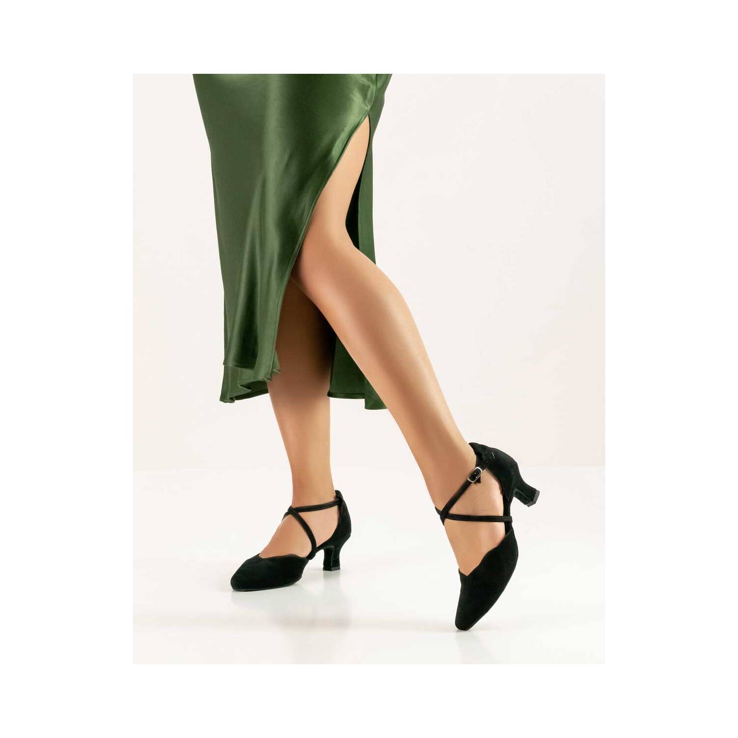 Anna Kern 572-50 Denise 6 = 40