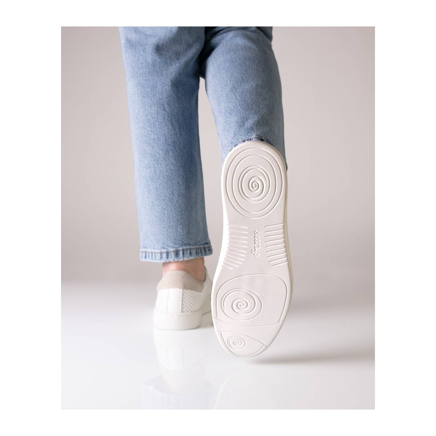 Anna Kern 7020 Suny Tanzsneaker Velour Beige-Weiß