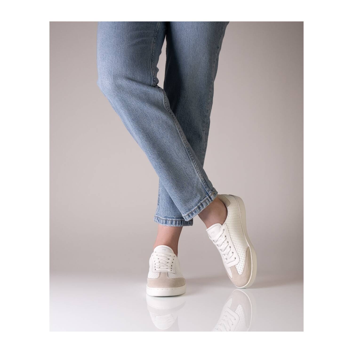 Anna Kern 7020 Suny Tanzsneaker Velour Beige-Weiß 4 = 36 2/3