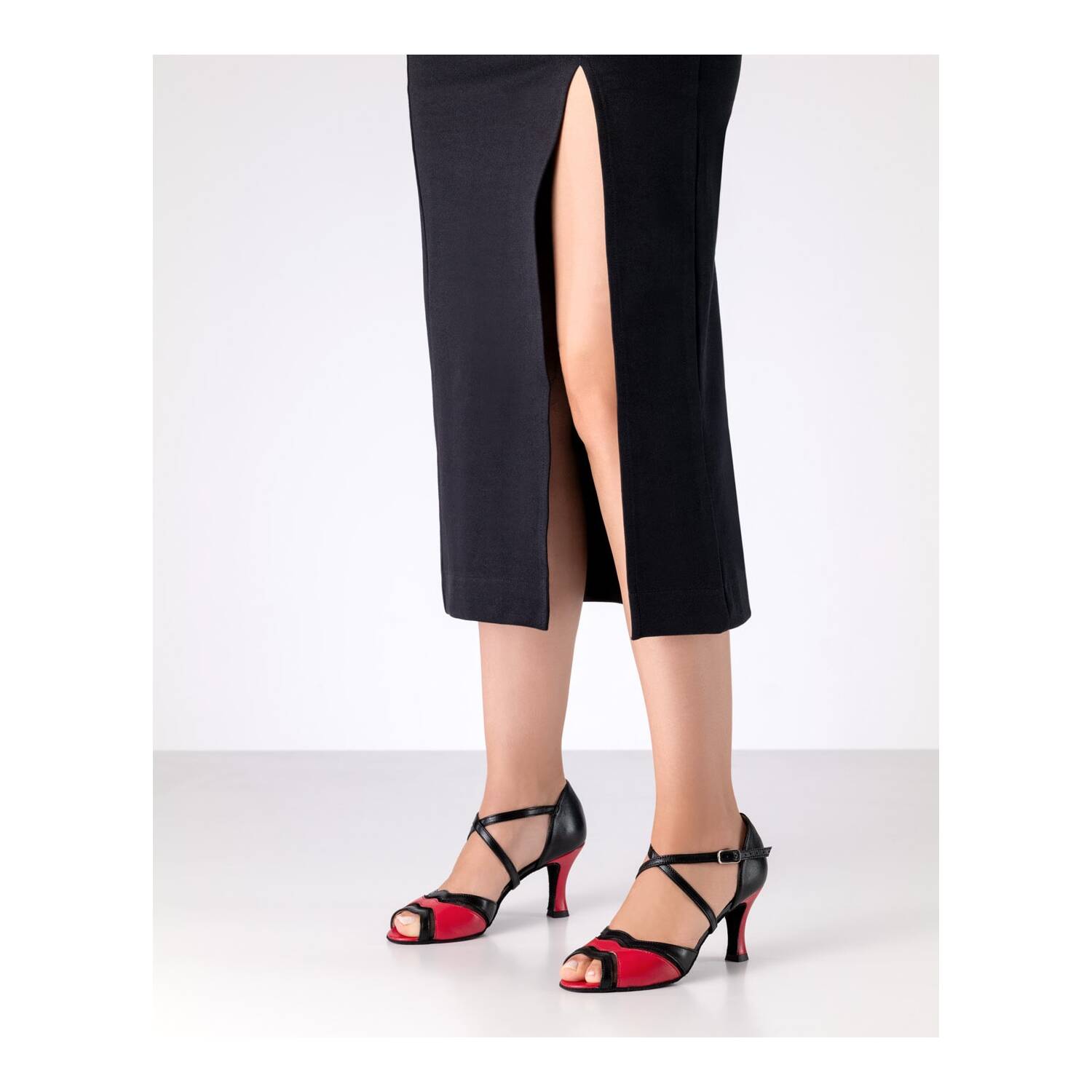 Werner Kern Portia 6,5 schwarz-rot 4,5 = 38