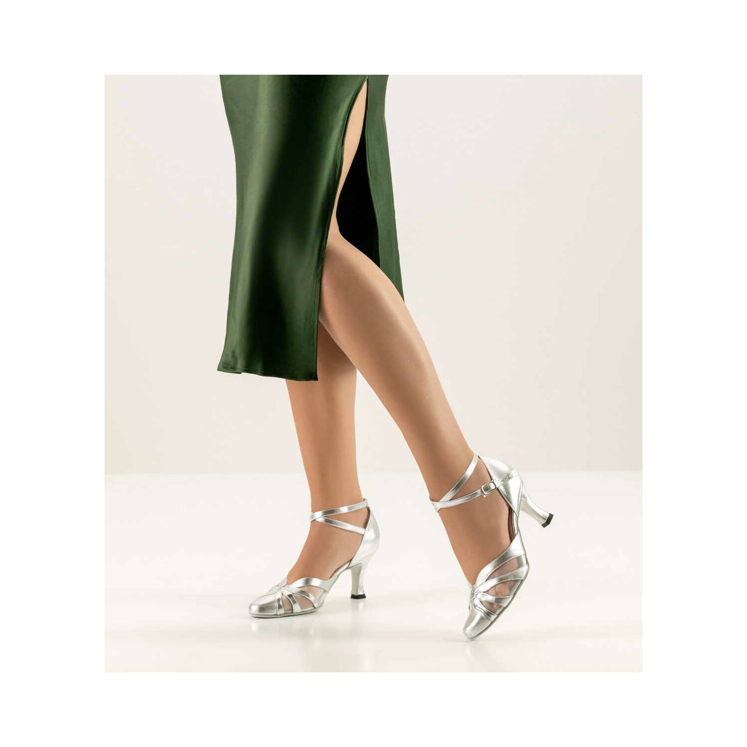 tanzschuhe-silber-werner-kern-tanzschuhe